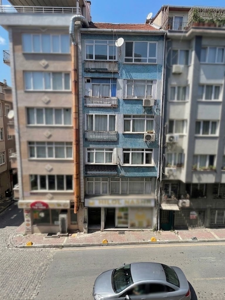 İkbal Apartmanı